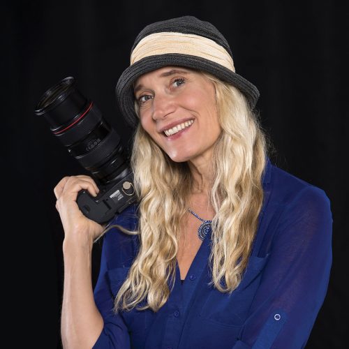 Julia Cumes-sq