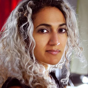 authorphoto-Abeer-Hoque-sq authorphoto-Abeer-Hoque-sq